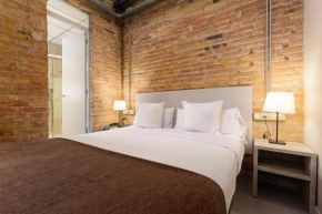 Отель Apartamentos DV  Барселона